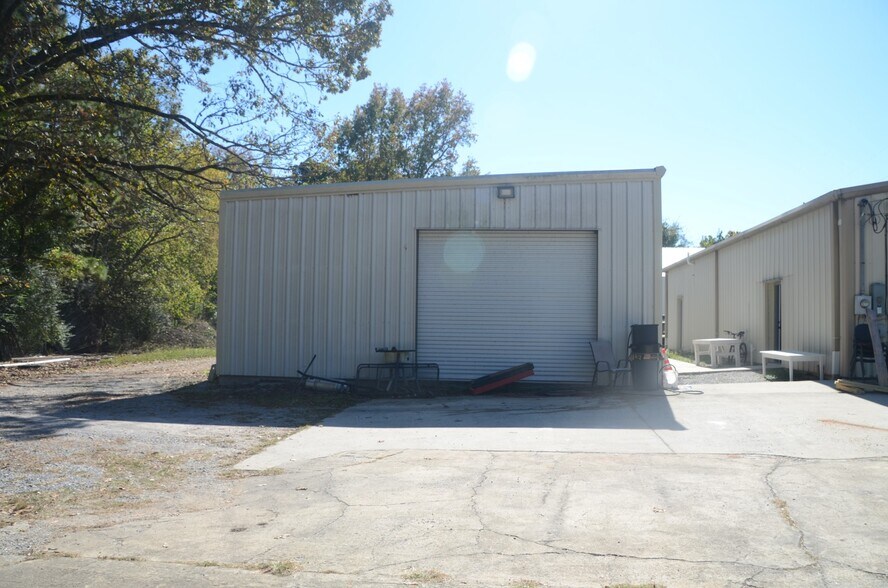 More Photos Of 2270 Pelham Rd S, Jacksonville Flex For Sale