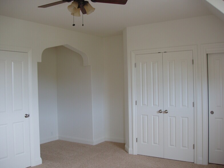 More Photos Of 333 G St, San Rafael Apartments For Sale