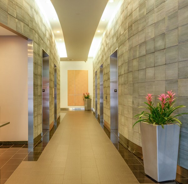 More Photos Of 1333 Broadway, Oakland Office For Lease