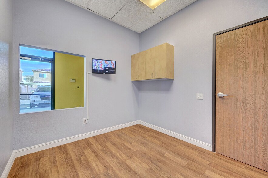 More Photos Of 3940 W Ann Rd, North Las Vegas Medical For Lease