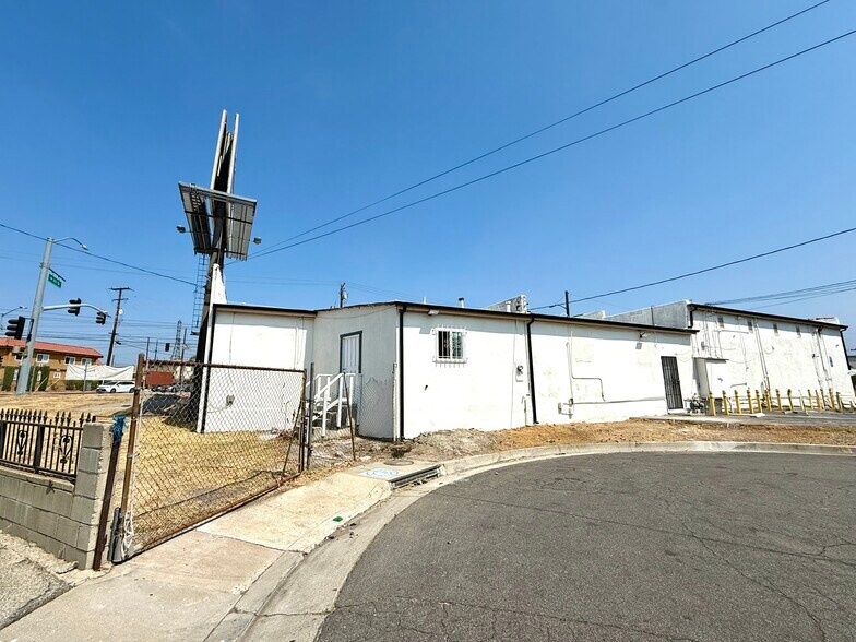 More Photos Of 1630 Potrero Grande Dr, Rosemead Freestanding For Sale