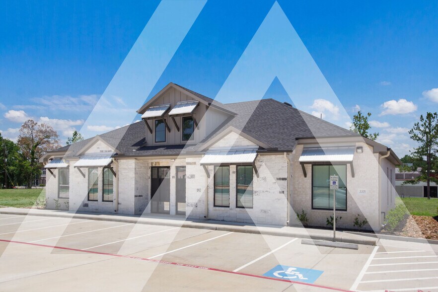 More Photos Of 31332 Nichols Sawmill Rd, Magnolia Medical For Lease