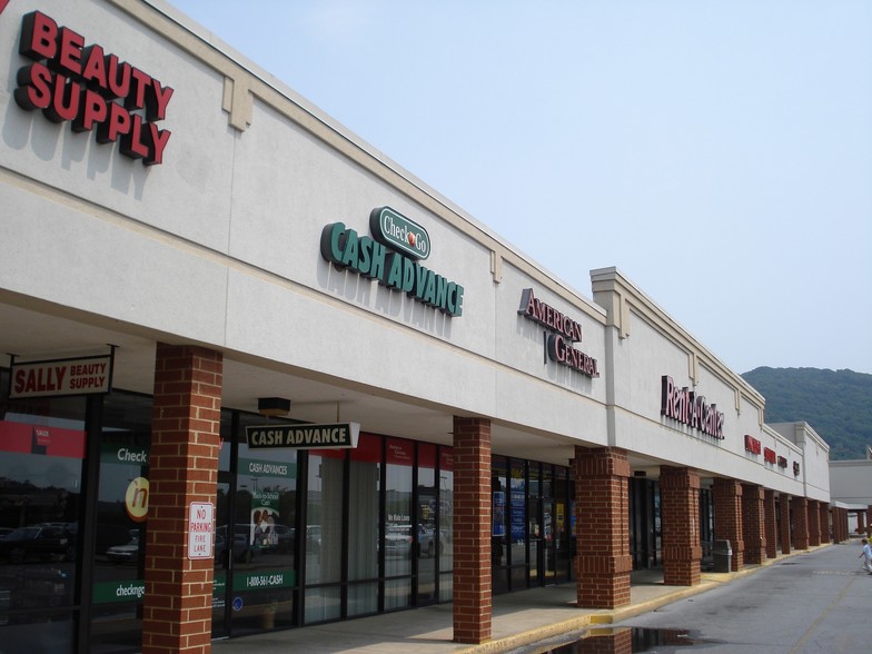 More Photos Of 103-850 Statler Blvd, Staunton Unknown For Lease