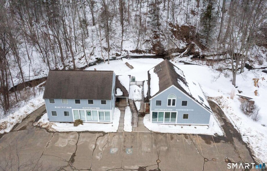 More Photos Of 168 New Milford Tpke, New Preston Marble Dale Storefront Retail Office For Sale