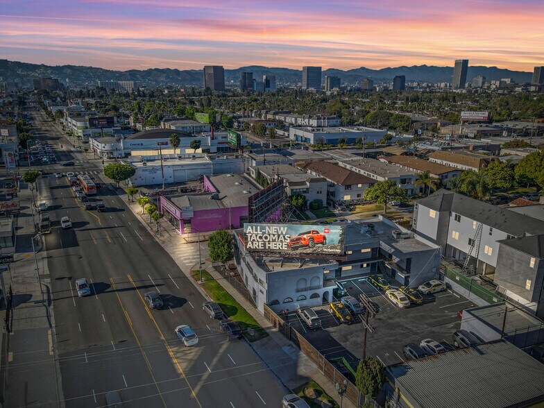 More Photos Of 1436 S La Cienega Blvd, Los Angeles Office For Sale