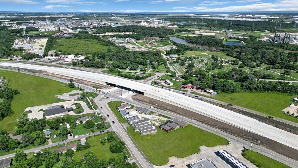 More Photos Of 3733 N Alexander Dr, Baytown Land For Sale