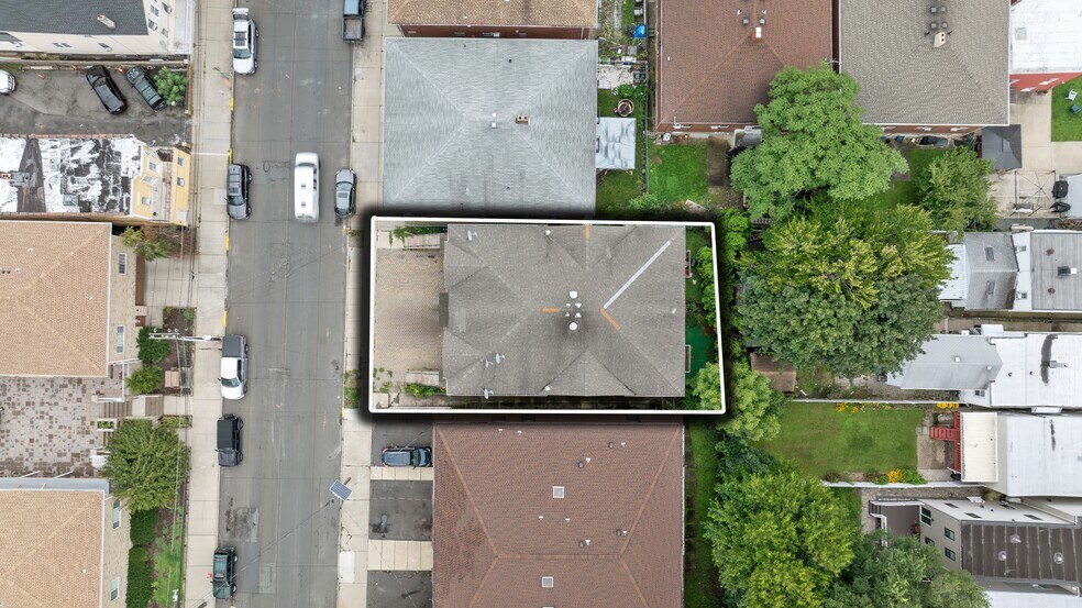 More Photos Of 480 Walker St, Fairview Apartments For Sale