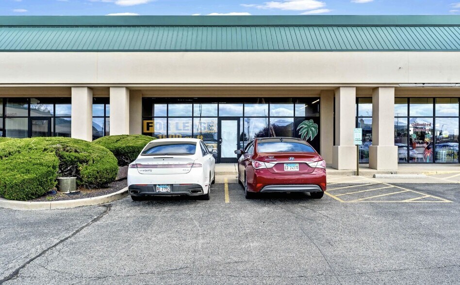 More Photos Of 3201 W Iles Ave, Springfield General Retail For Lease