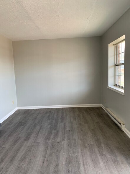 More Photos Of 1607 Bigley Ave, Charleston Apartments For Sale