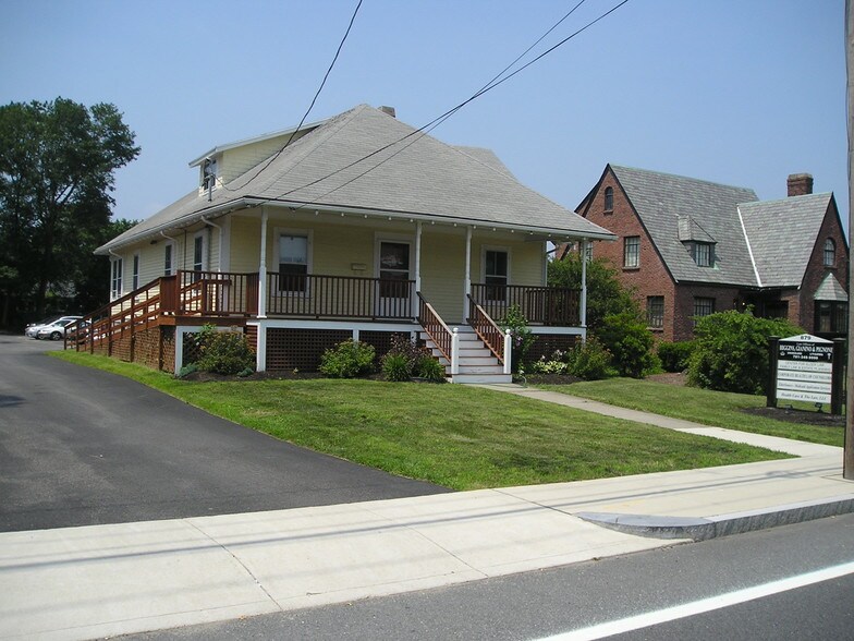 Primary Photo Of 879 Main St, Weymouth Office For Lease
