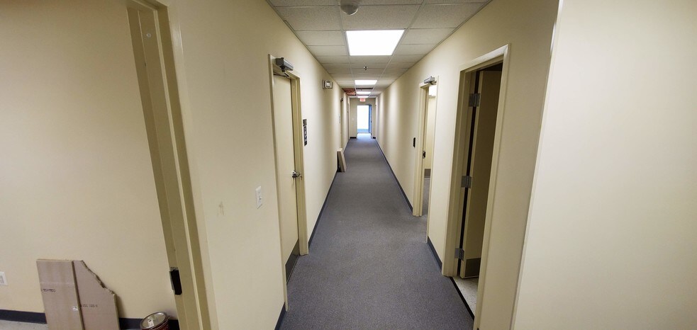 More Photos Of 3619 Richmond Hwy, Stafford Light Distribution For Lease