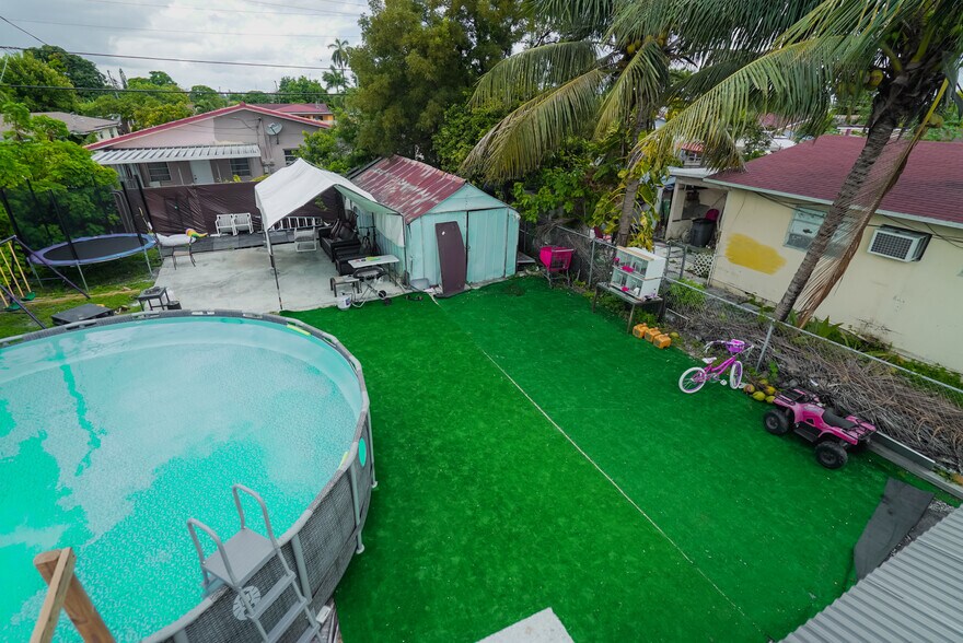 More Photos Of 221 E 9th St, Hialeah Office Residential For Sale