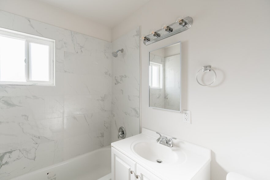 More Photos Of 134-138 5th Ave, Chula Vista Apartments For Sale