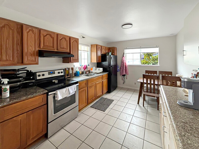 More Photos Of 33638 9th St, Union City Apartments For Sale