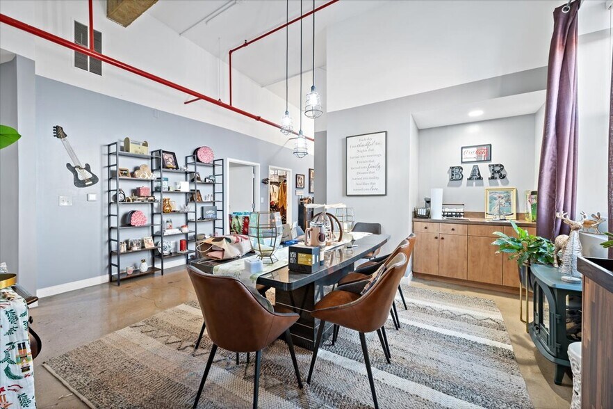 More Photos Of 128 N 8th St, Allentown Warehouse For Sale