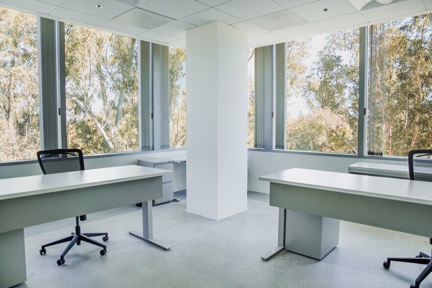 More Photos Of 27200 Tourney Rd, Valencia Office For Lease