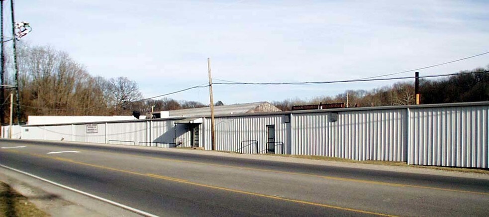 More Photos Of 800 S Morrison Ave, Collinsville Warehouse For Sale