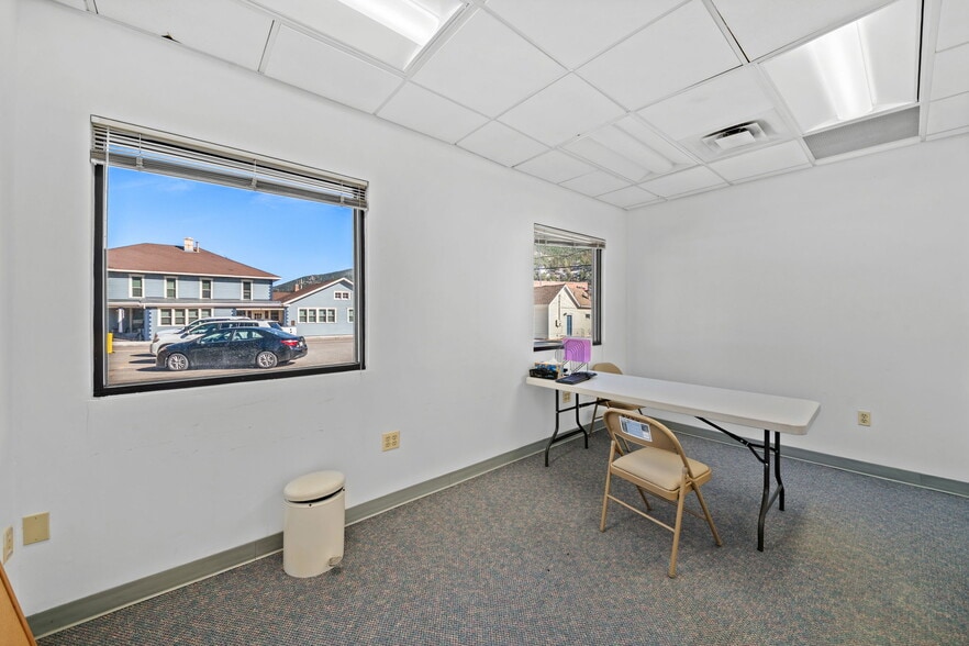 More Photos Of 1531 Colorado blvd, Idaho Springs Office For Sale