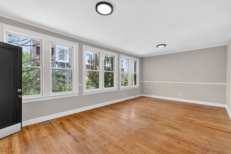 More Photos Of 208 St Marys St, Raleigh Loft Creative Space For Lease