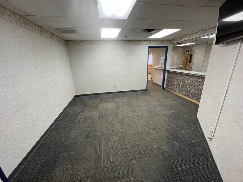 More Photos Of 42 Locust Ave, Wallington Medical For Lease
