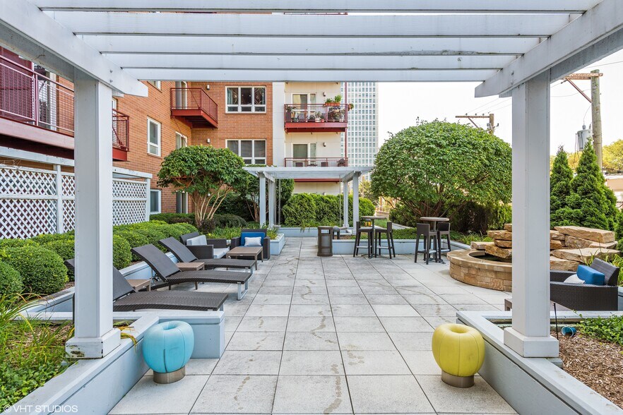 More Photos Of 1209 W Arthur Ave, Chicago Apartments For Lease