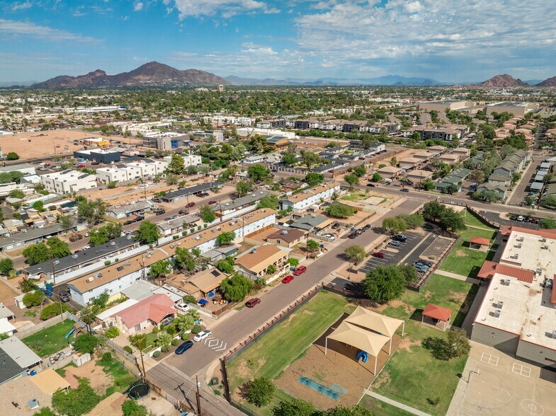 More Photos Of 1412 N 35th St, Phoenix Apartments For Sale