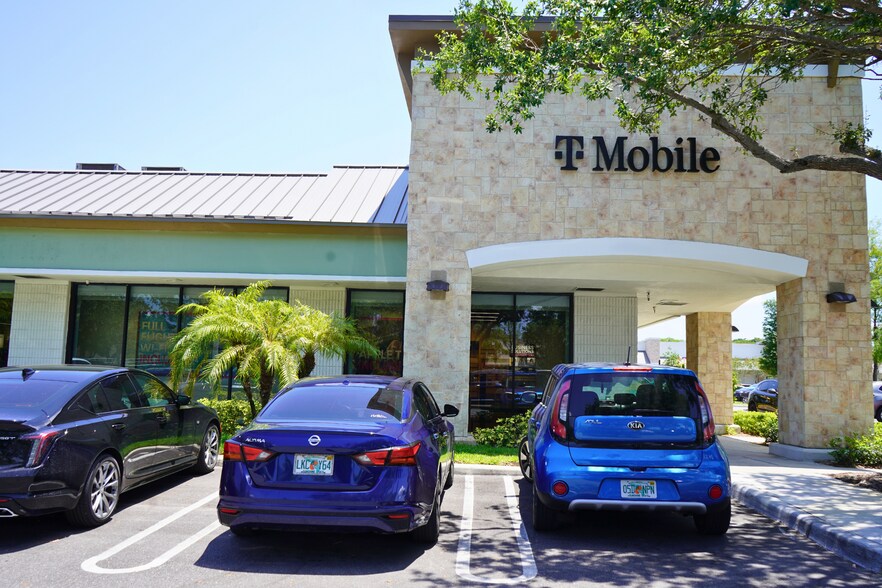 More Photos Of 1201-1327 N University Dr, Coral Springs Unknown For Lease