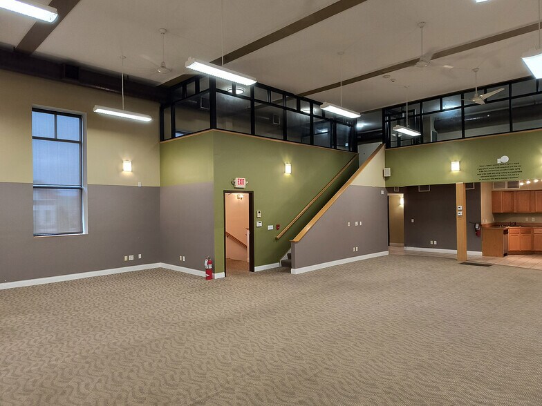 More Photos Of 22-24 E 7th St, Newport Storefront Retail Office For Sale