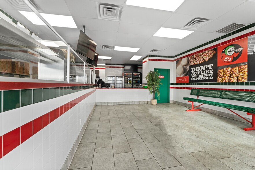 More Photos Of 1126-1130 S Garfield Ave, Traverse City Storefront For Sale