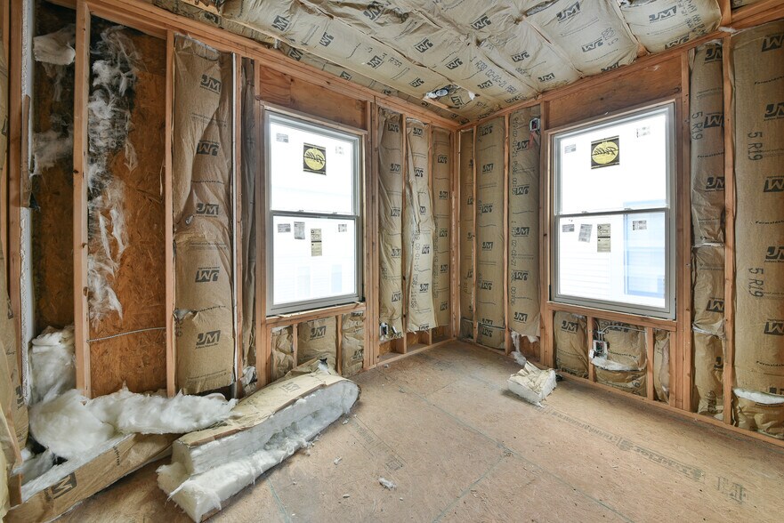 More Photos Of 1808 Frankford Ave, Philadelphia Storefront Retail Residential For Sale