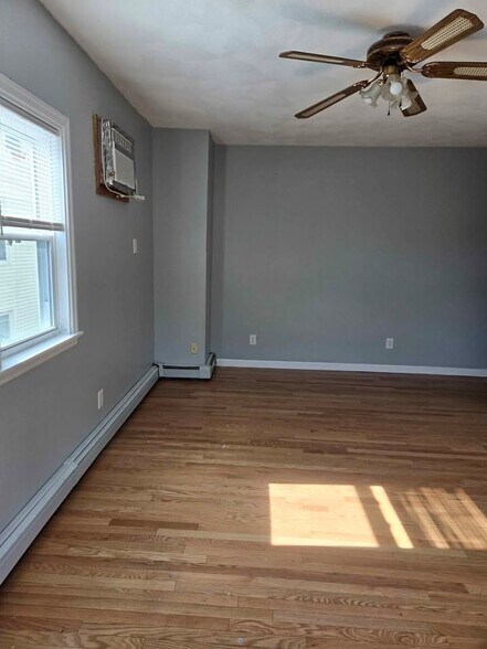 More Photos Of 95 Medford St, Malden Apartments For Sale