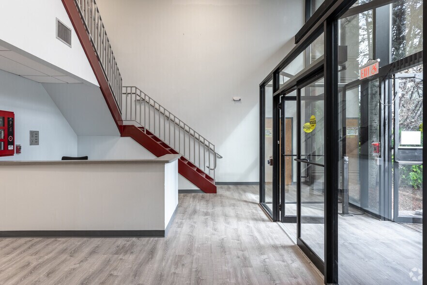 More Photos Of 7 Cambridge Dr, Trumbull Office For Lease