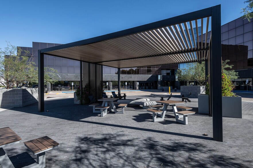 More Photos Of 11811 N Tatum Blvd, Phoenix Office For Lease