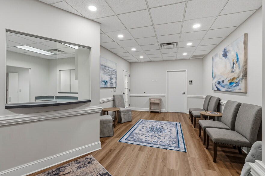 Primary Photo Of 3731 NW Cary Pky, Cary Medical For Sale