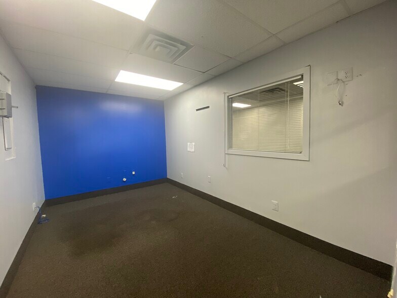 More Photos Of 569-577 Mill St, New Bedford Storefront For Lease