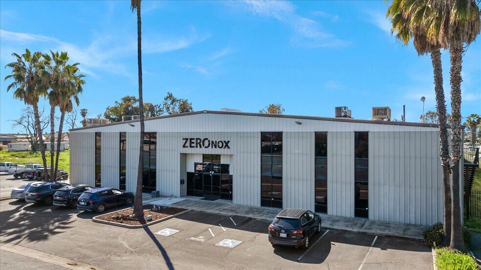 More Photos Of 1343 S Main St, Porterville Warehouse For Sale