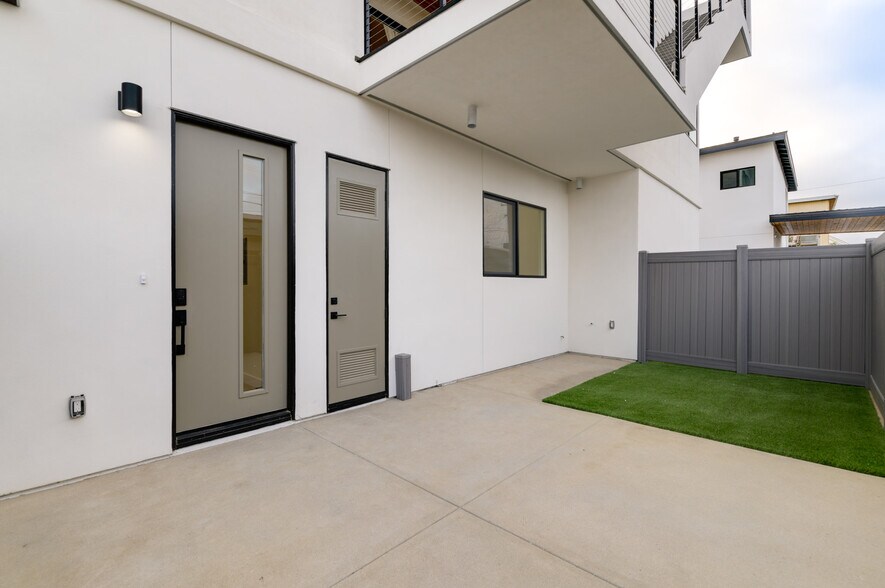 More Photos Of 5140 Los Robles Dr, Carlsbad Multifamily For Sale