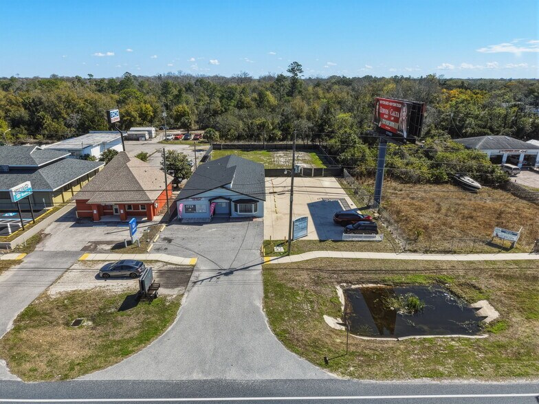 More Photos Of 13414 US Highway 19, Hudson Showroom For Lease