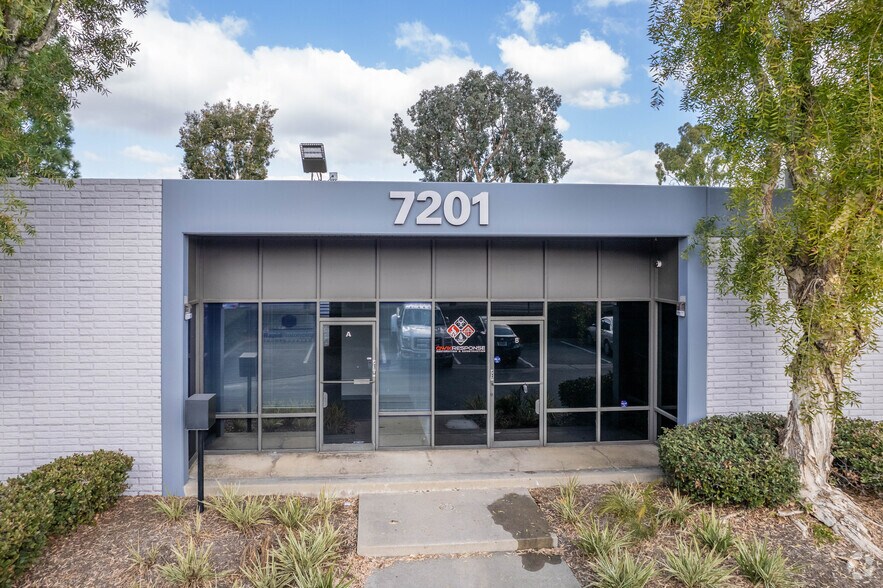 More Photos Of 7201 Garden Grove Blvd, Garden Grove Light Manufacturing For Lease