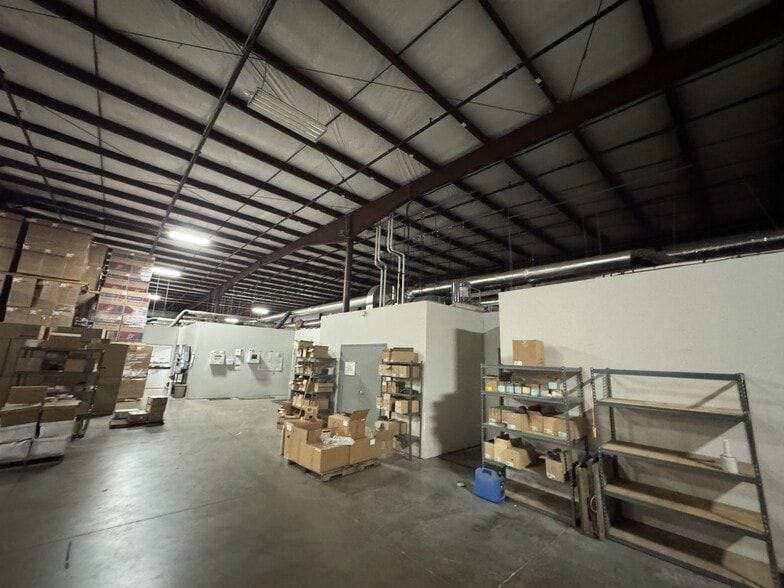 More Photos Of 815 Mann Rd SW, Cedar Rapids Warehouse For Sale