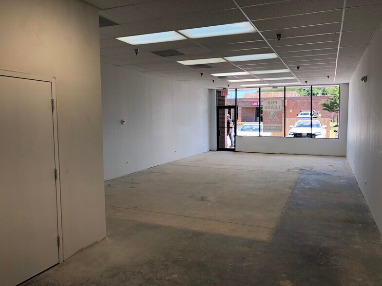 More Photos Of 820 Wheeling Rd, Wheeling Unknown For Lease