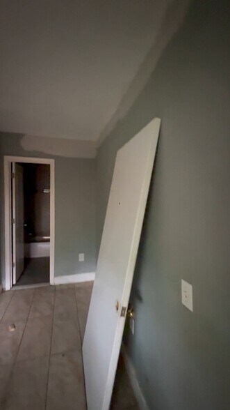 More Photos Of 4935 Nannie Helen Burroughs Ave NE, Washington Apartments For Sale