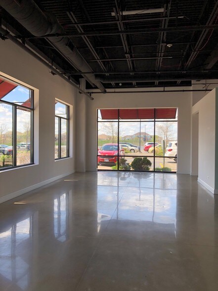 More Photos Of 2390 Esplanade Dr, Algonquin Office For Lease