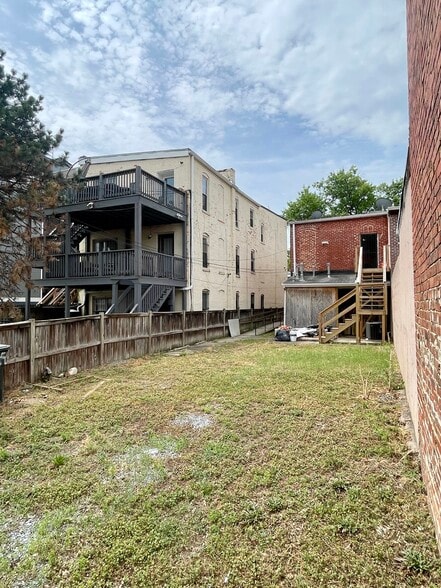 More Photos Of 1012 Florida Ave NE, Washington Office For Sale