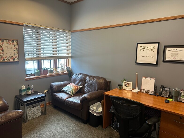 More Photos Of 5950 Lincoln Ave, Lisle Medical For Lease