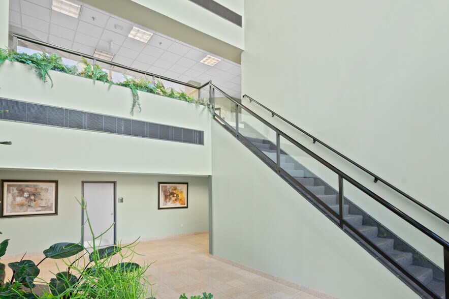 More Photos Of 10700 Montgomery Rd, Montgomery Medical For Sale