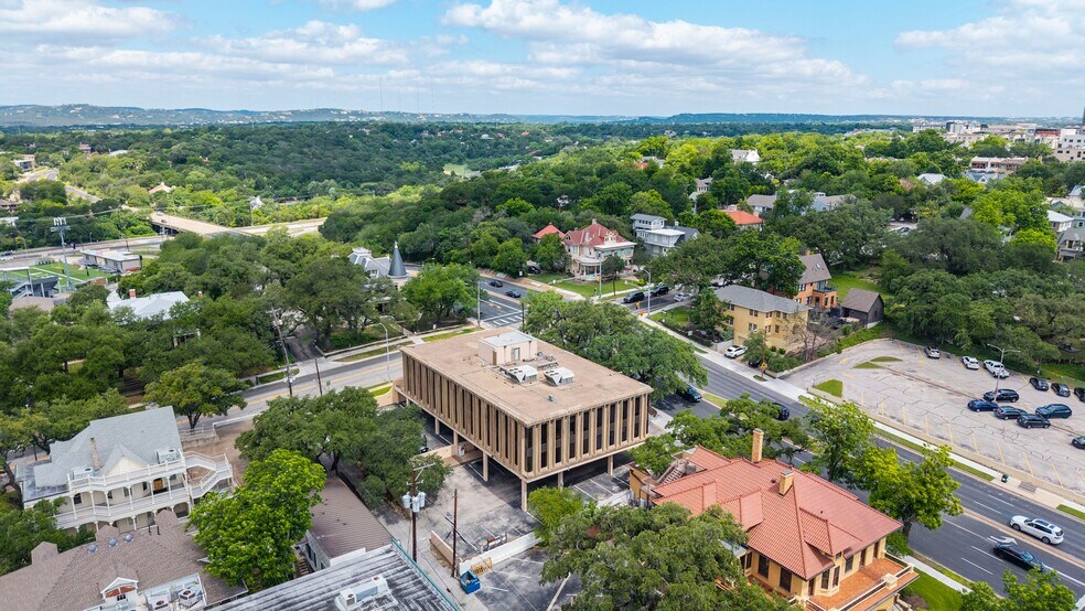 More Photos Of 1411 West Ave, Austin Office For Sale