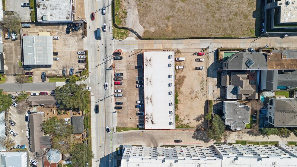 More Photos Of 3601 W Alabama St, Houston Unknown For Lease