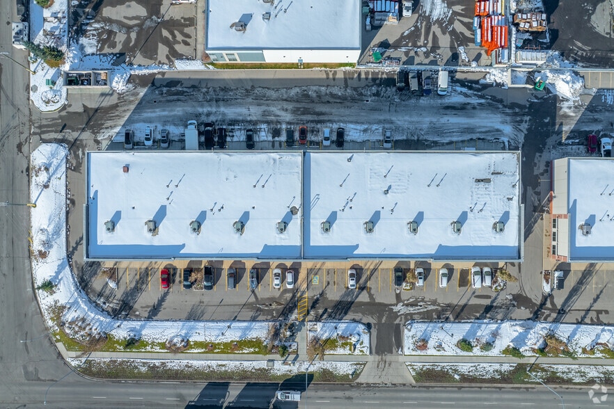 More Photos Of 4950 106th Ave SE, Calgary Warehouse For Lease