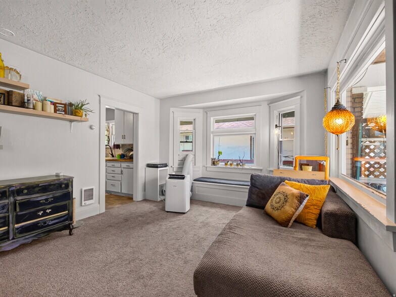 More Photos Of 457 E 100 S, Provo Apartments For Sale